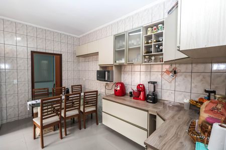 Casa à venda com 190m², 3 quartos e 3 vagas Casa à venda com 190m², 3 quartos e 3 vagasCozinha