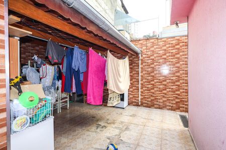 Casa à venda com 190m², 3 quartos e 3 vagas Casa à venda com 190m², 3 quartos e 3 vagasQuintal