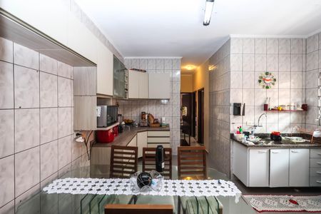 Casa à venda com 190m², 3 quartos e 3 vagas Casa à venda com 190m², 3 quartos e 3 vagasCozinha