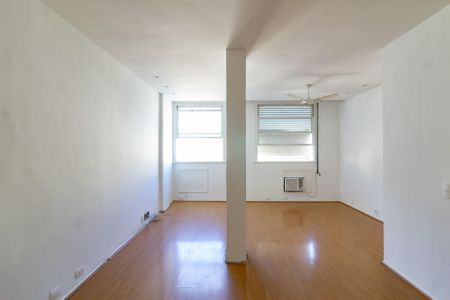 Sala  de apartamento à venda com 2 quartos, 85m² em Copacabana, Rio de Janeiro