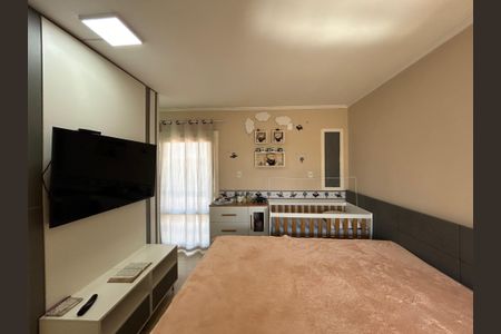Casa à venda com 120m², 5 quartos e 2 vagas Casa à venda com 120m², 5 quartos e 2 vagasSuíte