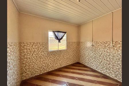 Casa à venda com 120m², 5 quartos e 2 vagas Casa à venda com 120m², 5 quartos e 2 vagasQuarto