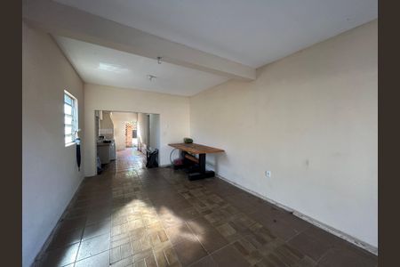 Casa à venda com 120m², 5 quartos e 2 vagas Casa à venda com 120m², 5 quartos e 2 vagasÁrea de Serviço