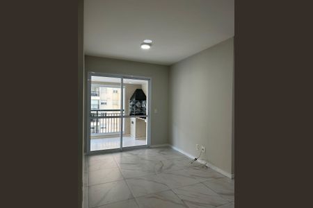 Apartamento para alugar com 68m², 2 quartos e 1 vagaSala