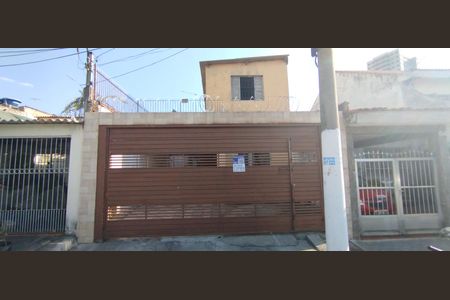 Casa à venda com 120m², 5 quartos e 4 vagasFachada + Placa