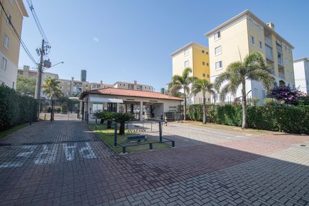 Apartamento para alugar com 57m², 2 quartos e 1 vagaFachada do Condomínio