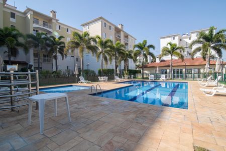 Apartamento para alugar com 57m², 2 quartos e 1 vagaÁrea Comum - Piscinas