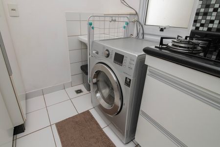 Apartamento para alugar com 57m², 2 quartos e 1 vagaÁrea de Serviço