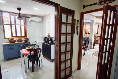 Casa de condomínio para alugar com 126m², 2 quartos e 1 vaga Casa de condomínio para alugar com 126m², 2 quartos e 1 vagaHall