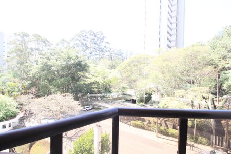 Apartamento à venda com 242m², 4 quartos e 4 vagasVaranda do Quarto 1