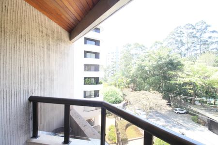 Apartamento à venda com 242m², 4 quartos e 4 vagasVaranda do Quarto 1