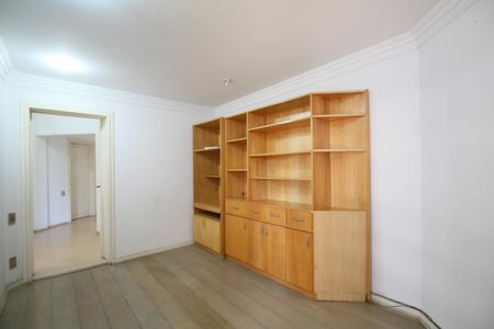 Apartamento à venda com 242m², 4 quartos e 4 vagasQuarto 4