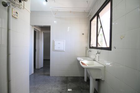 Apartamento à venda com 242m², 4 quartos e 4 vagasÁrea de Serviço