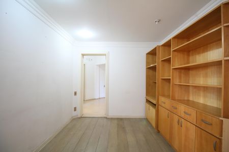 Apartamento à venda com 242m², 4 quartos e 4 vagasQuarto 4