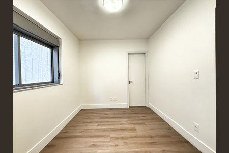 Apartamento à venda com 70m², 2 quartos e 2 vagas Apartamento à venda com 70m², 2 quartos e 2 vagasQuarto 1