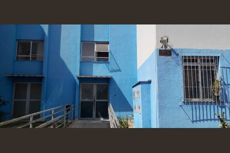 Apartamento para alugar com 49m², 3 quartos e 1 vaga