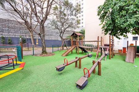 Apartamento para alugar com 45m², 2 quartos e 1 vagaÁrea comum - Playground