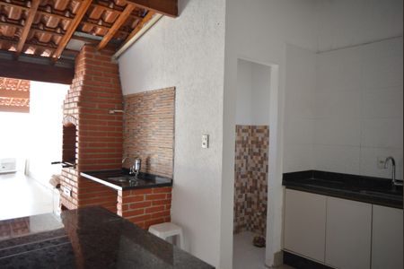 Apartamento à venda com 160m², 3 quartos e 2 vagasCobertura