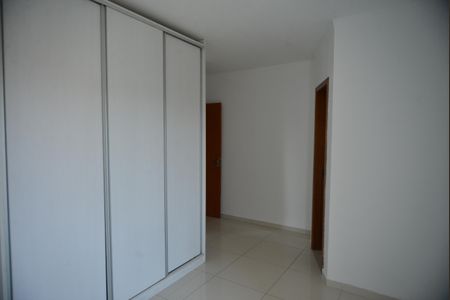 Apartamento à venda com 160m², 3 quartos e 2 vagasSuíte 3