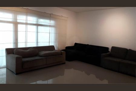 Casa à venda com 4 quartos, 350m² em Vila Romana, São Paulo
