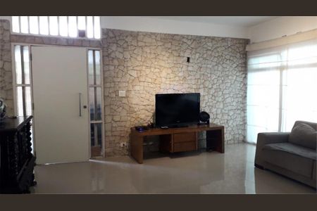 Casa à venda com 4 quartos, 350m² em Vila Romana, São Paulo