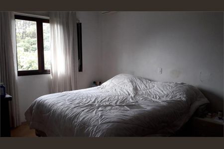 Casa à venda com 4 quartos, 350m² em Vila Romana, São Paulo