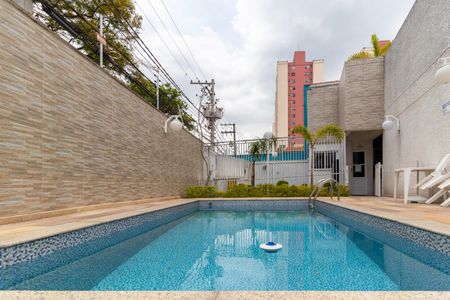 Apartamento à venda com 50m², 2 quartos e 1 vaga Apartamento à venda com 50m², 2 quartos e 1 vagaÁrea comum - Piscina
