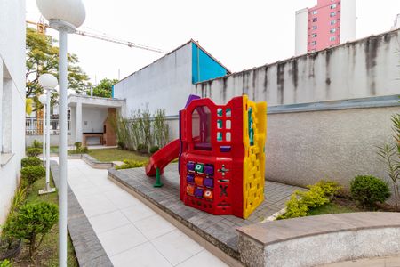 Apartamento à venda com 50m², 2 quartos e 1 vaga Apartamento à venda com 50m², 2 quartos e 1 vagaÁrea comum - Playground