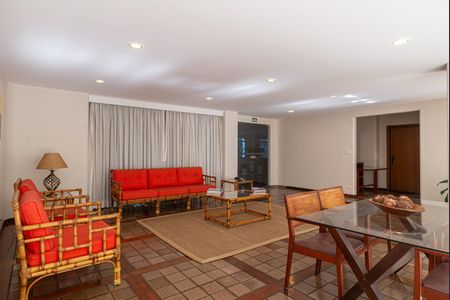 Apartamento à venda com 70m², 2 quartos e 1 vaga Apartamento à venda com 70m², 2 quartos e 1 vagaÁrea comum - Salão de Festas