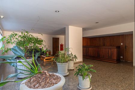 Apartamento à venda com 70m², 2 quartos e 1 vaga Apartamento à venda com 70m², 2 quartos e 1 vagaÁrea comum - Hall Social