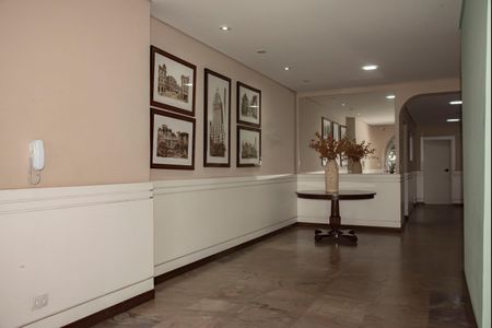 Apartamento para alugar com 80m², 3 quartos e 1 vaga Apartamento para alugar com 80m², 3 quartos e 1 vagaHall social