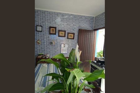 Casa à venda com 100m², 2 quartos e 1 vaga