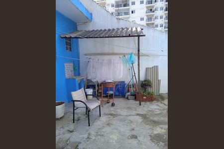 Casa à venda com 100m², 2 quartos e 1 vaga