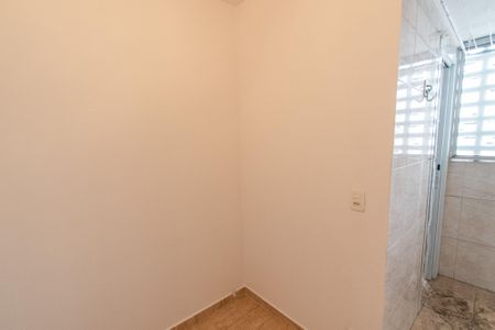 Apartamento para alugar com 82m², 2 quartos e 1 vaga Apartamento para alugar com 82m², 2 quartos e 1 vagaQuarto de serviço