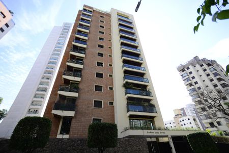 Apartamento à venda com 350m², 4 quartos e 4 vagasFachada