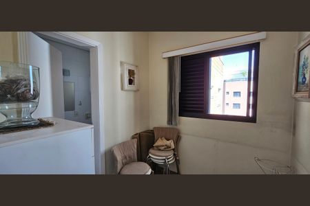Apartamento à venda com 350m², 4 quartos e 4 vagas Apartamento à venda com 350m², 4 quartos e 4 vagasÁrea de Serviço