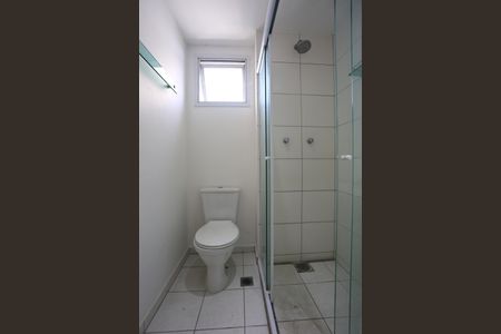 Apartamento para alugar com 66m², 2 quartos e 1 vaga Apartamento para alugar com 66m², 2 quartos e 1 vagaBanheiro da Suíte