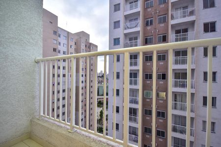 Apartamento para alugar com 37m², 2 quartos e 1 vagaVaranda