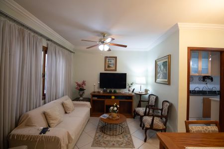 Casa de condomínio à venda com 124m², 3 quartos e 2 vagasSala