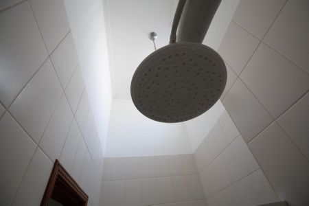 Casa de condomínio à venda com 124m², 3 quartos e 2 vagasBanheiro da Suíte