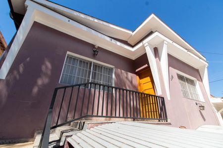 Casa à venda com 139m², 3 quartos e 3 vagasÁREA EXTERNA FRENTE