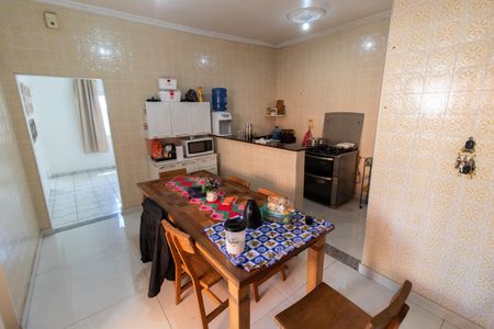 Casa à venda com 139m², 3 quartos e 3 vagasCOZINHA