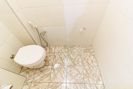 Apartamento à venda com 75m², 2 quartos e sem vagaBanheiro de Serviço