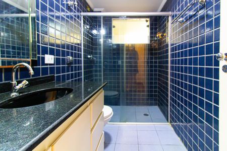 Apartamento à venda com 75m², 2 quartos e sem vagaBanheiro