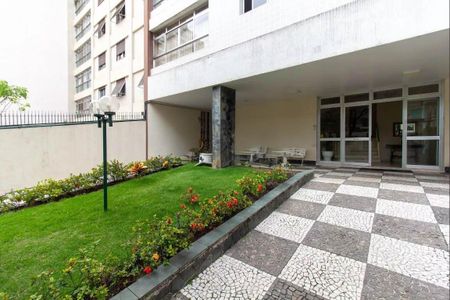 Apartamento à venda com 75m², 2 quartos e sem vagaÁrea comum