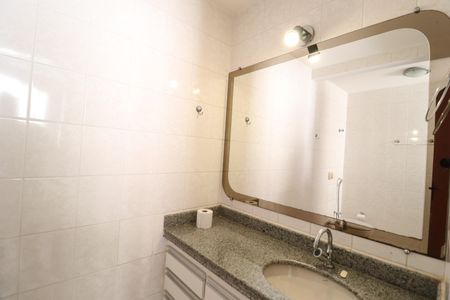 Apartamento para alugar com 140m², 3 quartos e 3 vagasBanheiro da Suíte