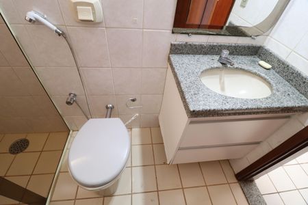 Apartamento para alugar com 140m², 3 quartos e 3 vagasBanheiro Social