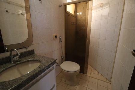 Apartamento para alugar com 140m², 3 quartos e 3 vagasBanheiro da Suíte 2