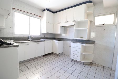 Apartamento para alugar com 140m², 3 quartos e 3 vagasCozinha