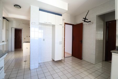 Apartamento para alugar com 140m², 3 quartos e 3 vagasCozinha